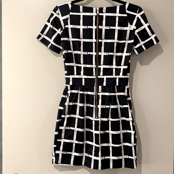 Short Black and White Square Pattern French Connection Dress - with Pockets! - Picture 2 of 5